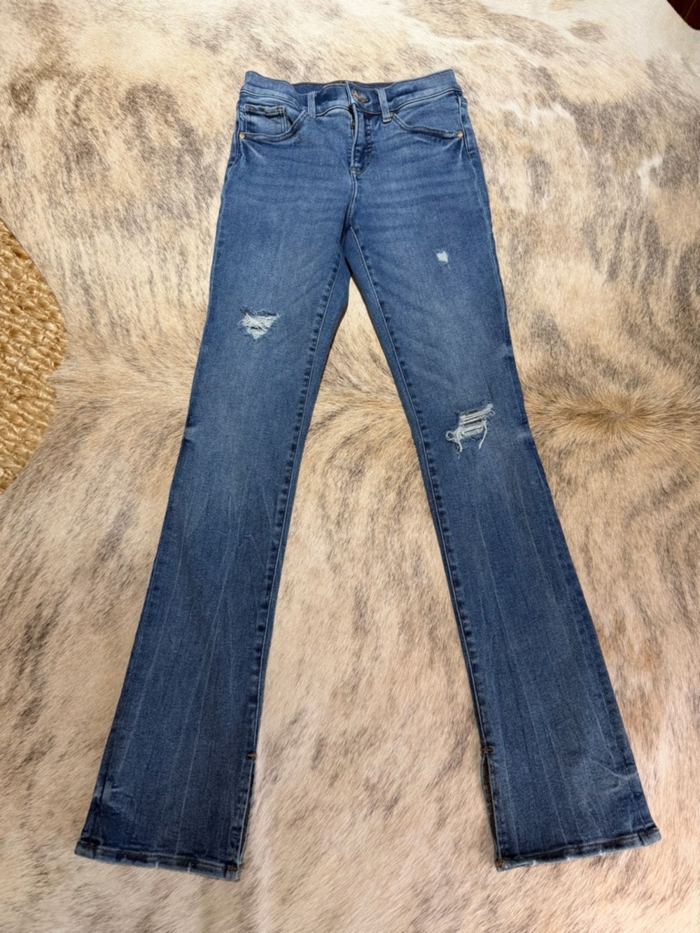 Express Skyscraper Jeans Size 2 High Rise Distressed Bootcut Split Hem